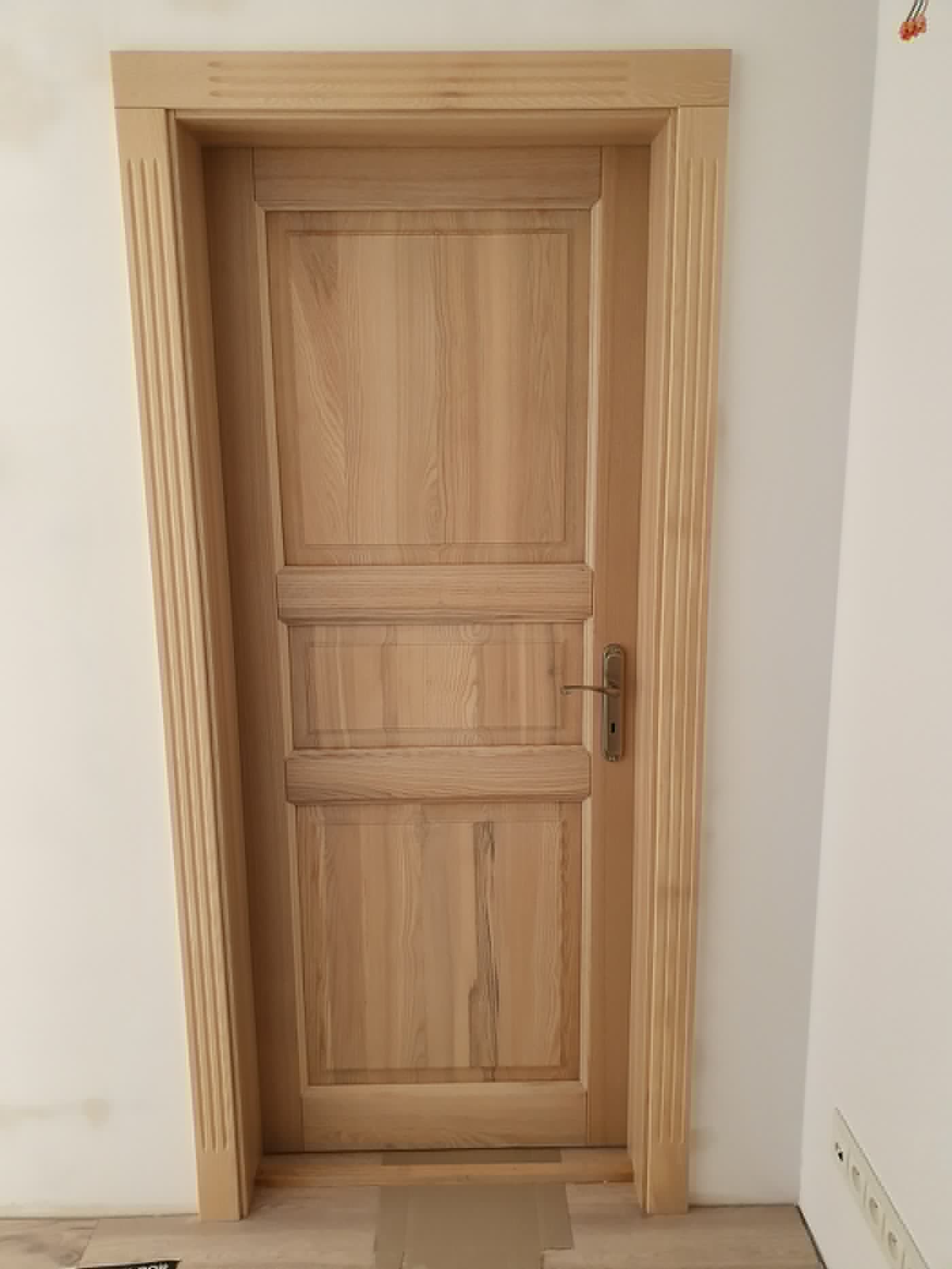 Drzwi wewnętrzne na wymiar D05